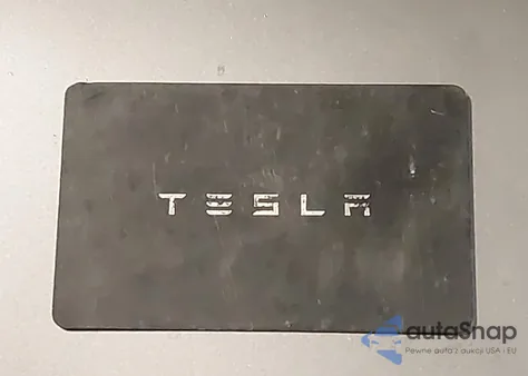 2024 Tesla Model Y Long Range Dual Motor All-Wheel Drive из США, поврежденный, VIN 7SAYGDEE9RA236235